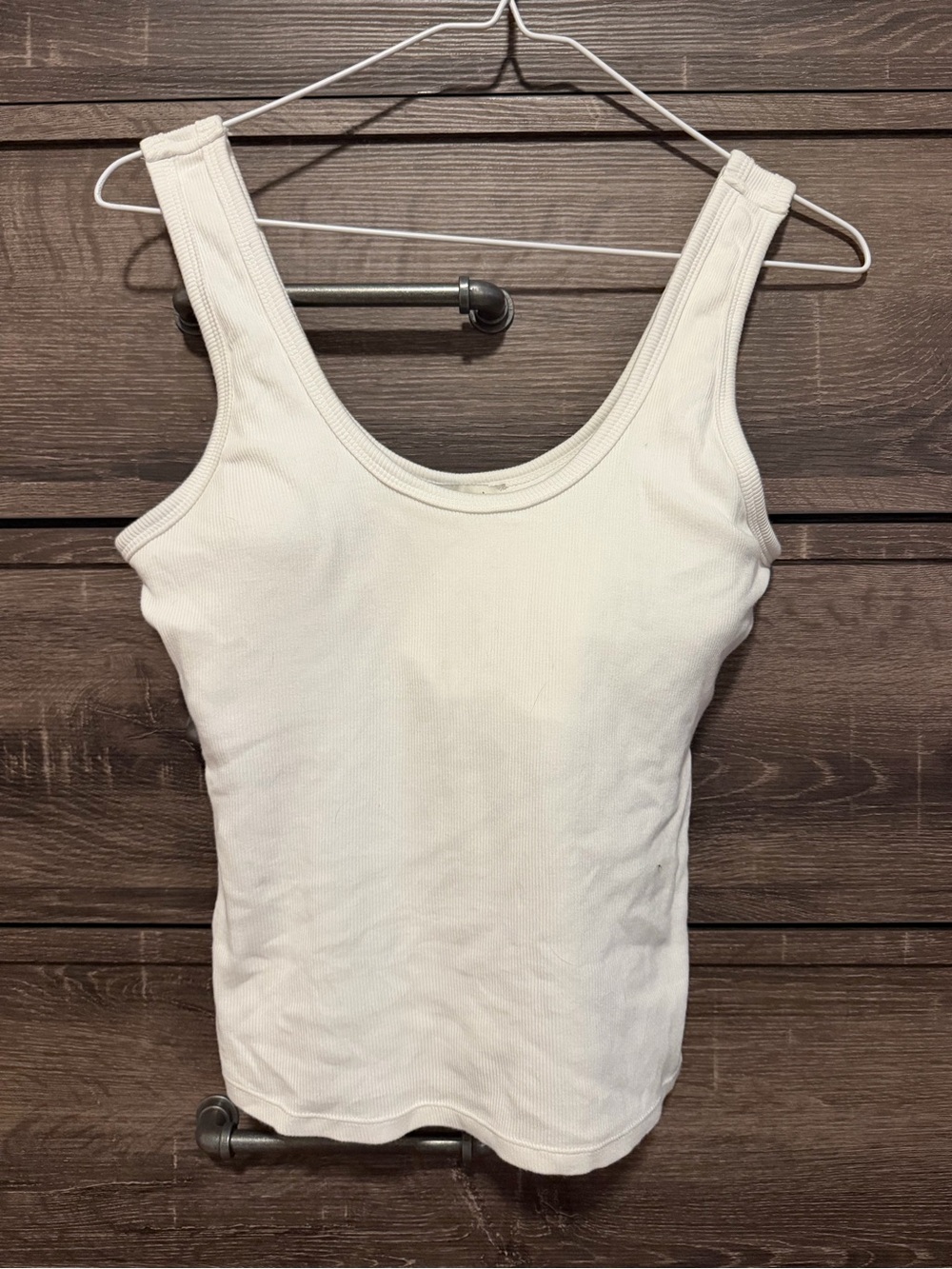 Francesca's Collections White Ribbed Scoop Tank Top
